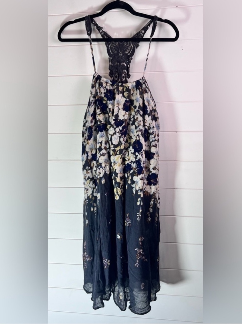 Anthropologie Lilka Floral Spaghetti-Strap Maxi Dress in Navy and Cream
